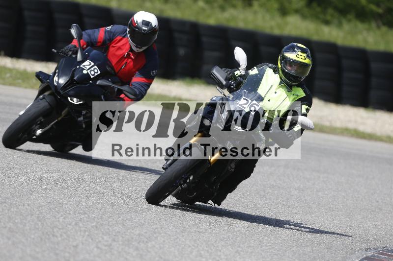 /Archiv-2025/09 22.04.2025 Cornu Master School ADR/gruen-vert/26